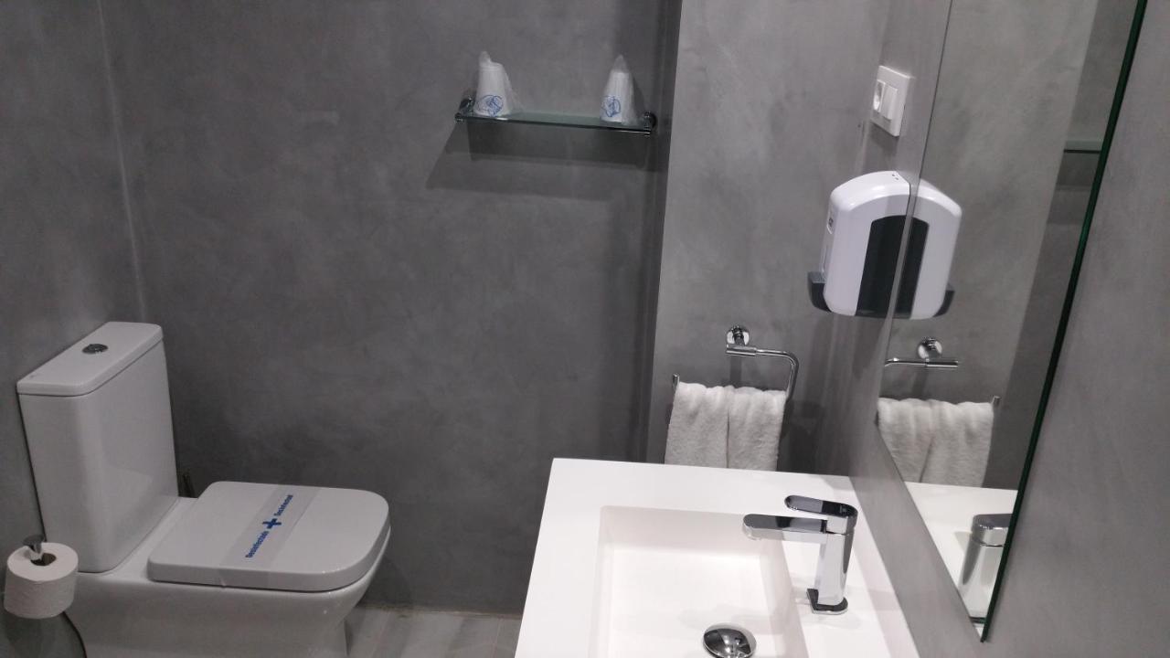Hostal Tilos Màlaga Exteriér fotografie